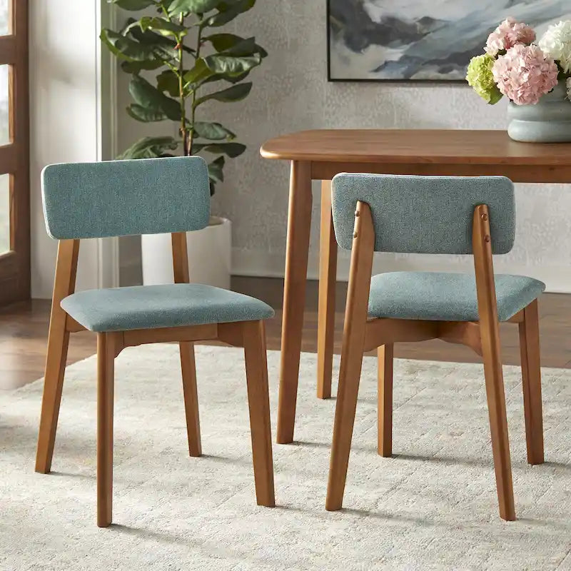 Čtyřdílný jídelní set Nettie z masivního dřeva Simple Living