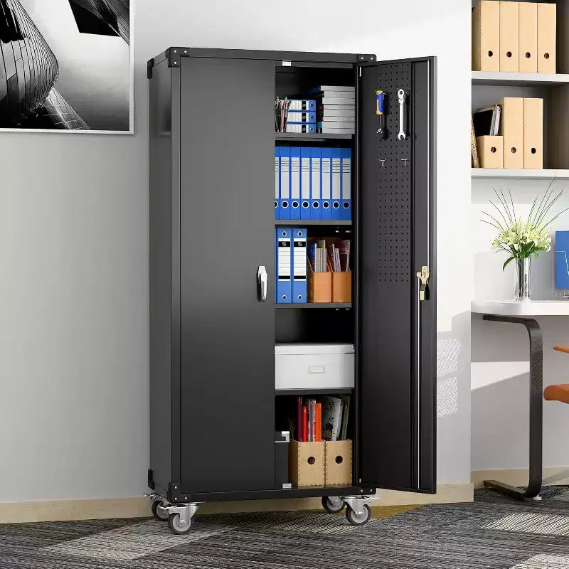 Armoire de rangement de garage à roulettes avec panneau perforé, armoire métallique verrouillable de 72 pouces de hauteur avec 2 portes et 4 étagères réglables pour atelier de garage