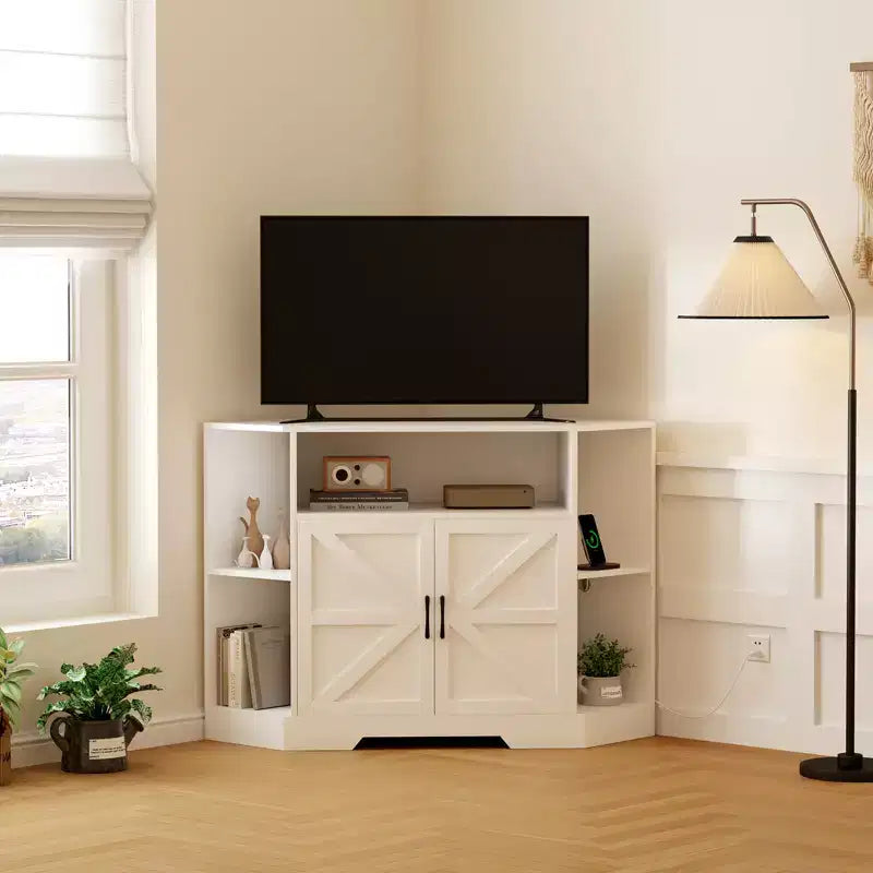 Meuble TV d’angle pour téléviseurs jusqu’à 55 pouces, console multimédia de style ferme avec porte de grange, étagères ouvertes et placard de rangement, blanc