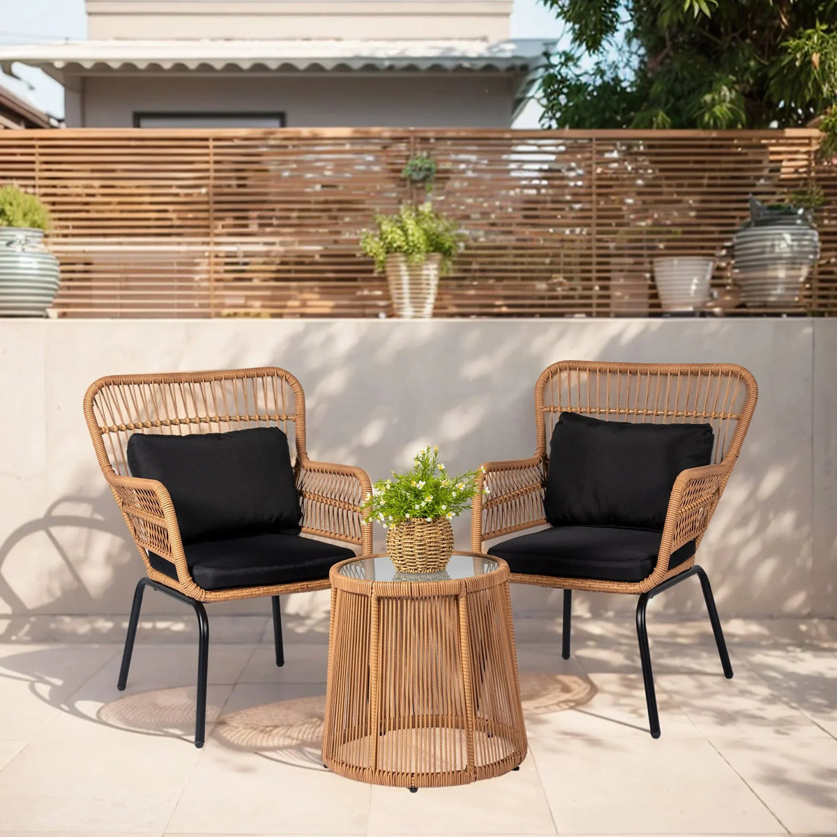 Ensemble bistro de conversation extérieur en osier de 3 pièces, mobilier de patio en rotin toutes saisons avec coussins