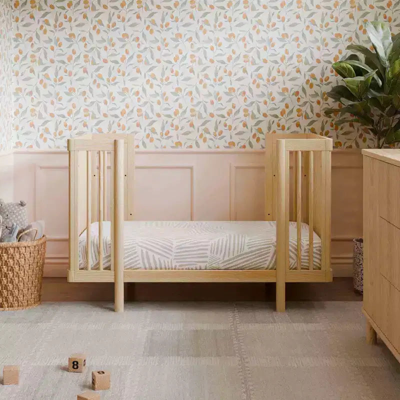 Berço convertível Babyletto Pogo 8 em 1 com kits de conversão para todas as fases