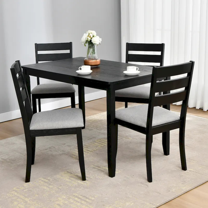 Set aus 4 Holz-Esszimmerstühlen mit Lattenrücken