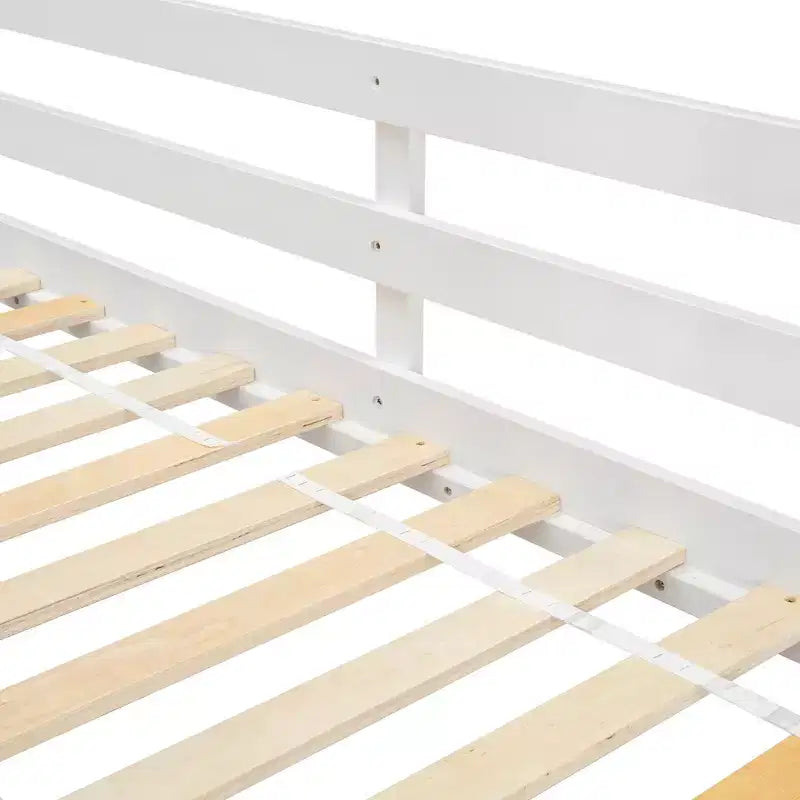 Cama alta de tamanho Twin em forma de casa, cama alta de madeira tipo casinha com escada e barreiras de proteção para crianças