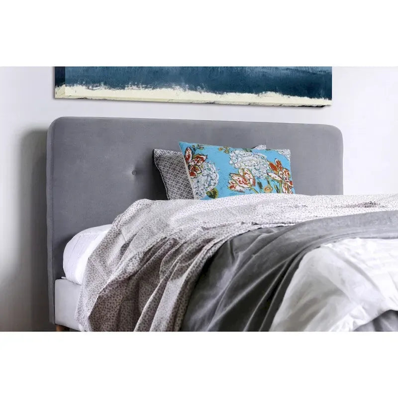Letto matrimoniale in tessuto moderno di metà secolo con piattaforma