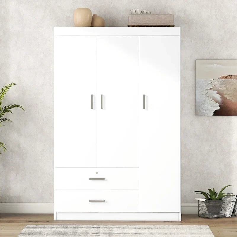 Guarda-roupa com 3 portas e 2 gavetas