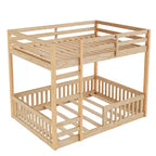 Houten stapelbed met twee volledige slaapplaatsen, ladder en valbeveiliging, laag stapelbed voor twee volledige matrassen met lattenbodem