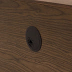 Minimalistický TV stolek se zásuvkami, masivní dřevěná mediální konzole s úložnými skříňkami, výklopnými dvířky, ořechovou dýhou, plně sestavený