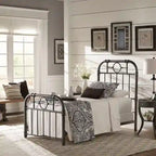 Schwarzes Metallbett