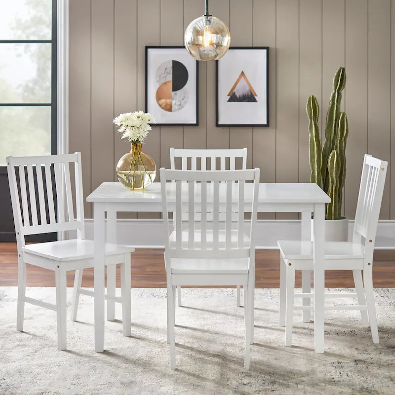 Set aus 4 Esszimmerstühlen aus Massivholz mit Sprossenlehne, stabilem Rahmen, klassischem Design und einfacher Montage