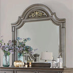 Vame traditionelles 2-teiliges Set aus Kommode mit 9 Schubladen und Spiegel von Furniture of America
