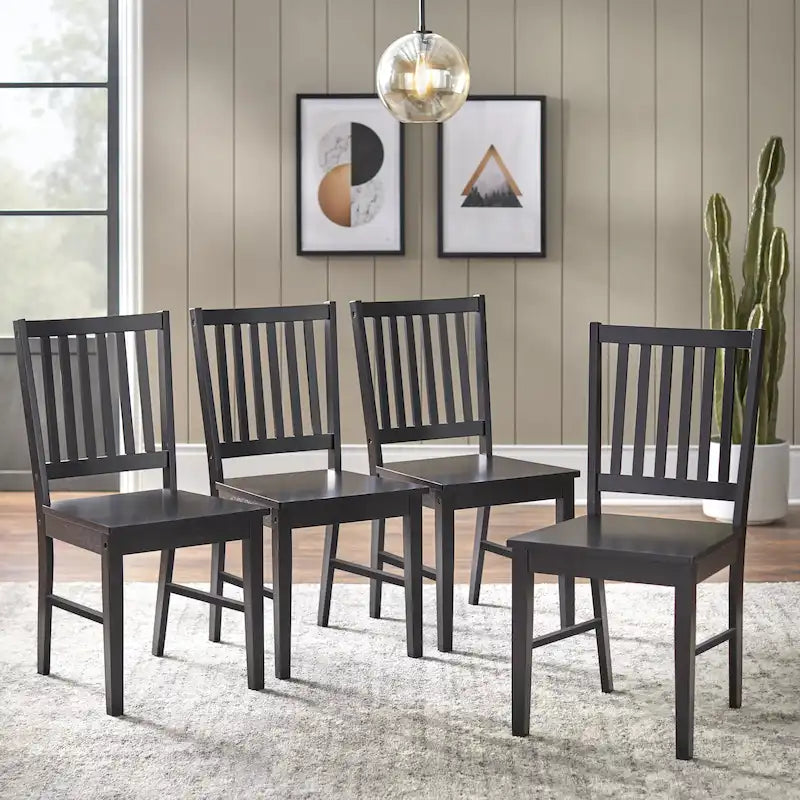 Set aus 4 Esszimmerstühlen aus Massivholz mit Sprossenlehne, stabilem Rahmen, klassischem Design und einfacher Montage