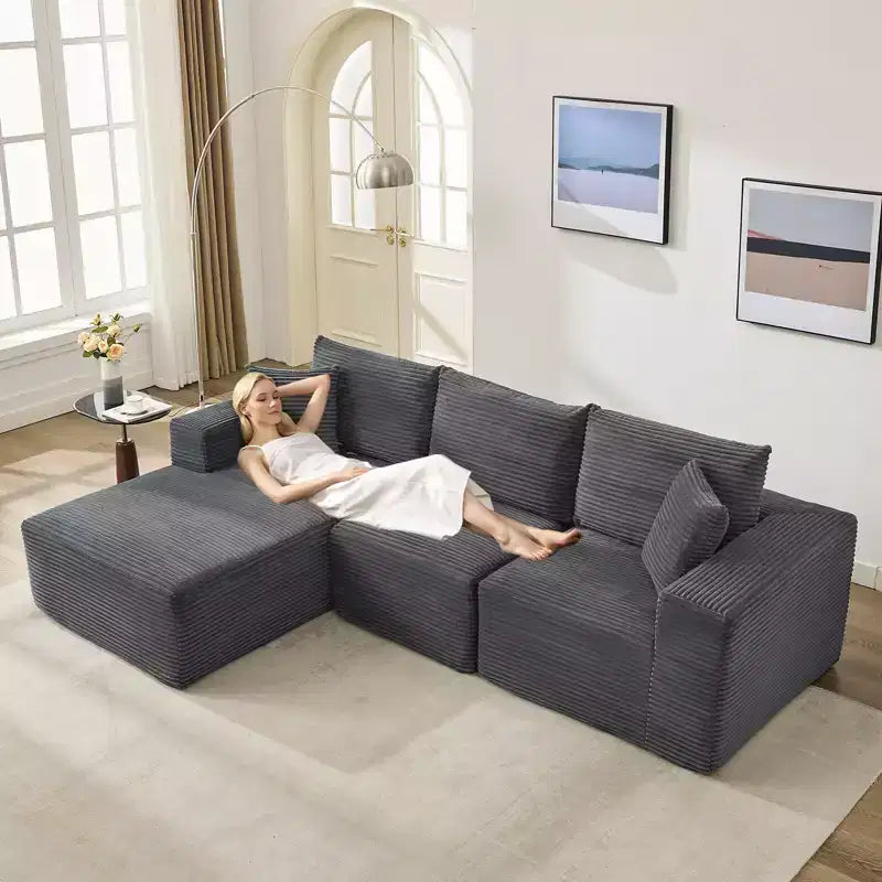 108 modernes Sofa, 3-Sitzer-Sofa in L-Form mit Polsterbezug und Kissen, Sofa mit tiefer Sitzfläche, keine Montage erforderlich
