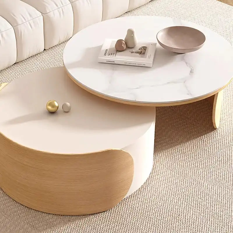Moderner runder Couchtisch, Tischplatte aus Stein, naturbelassenes Holz – 50 x 31,5
