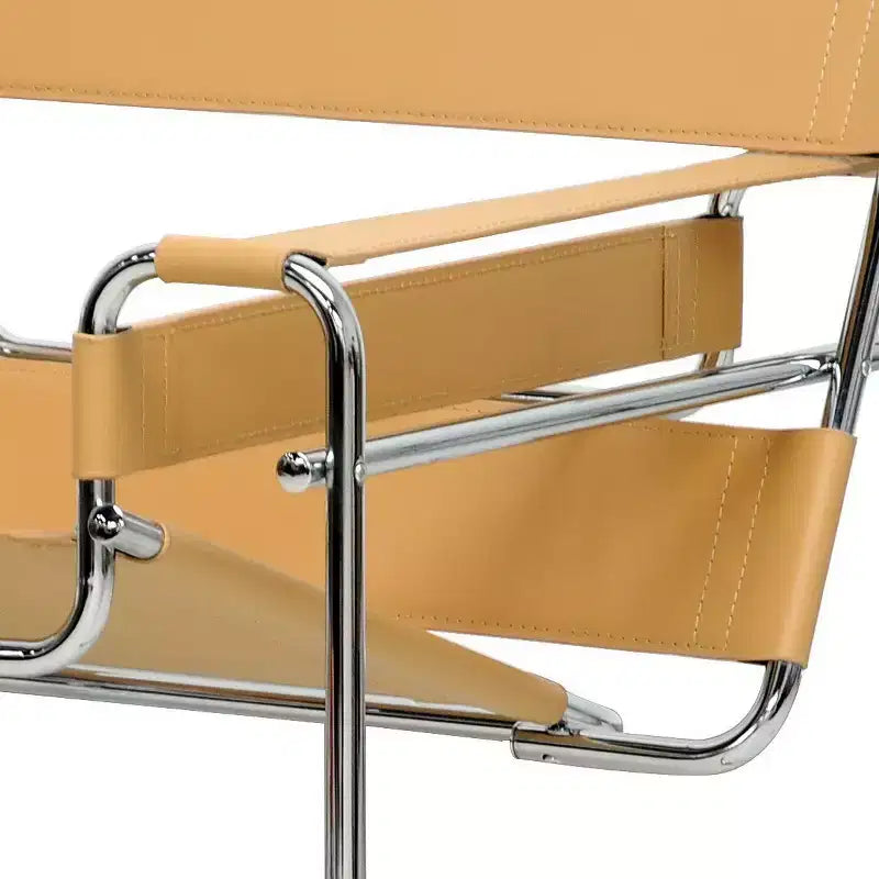 Baxton Studio Jericho Leder-Akzentsessel im Mid-Century-Modern-Stil, hellbraun: Chromoberfläche, bodenschonende Füße, vollständig montiert